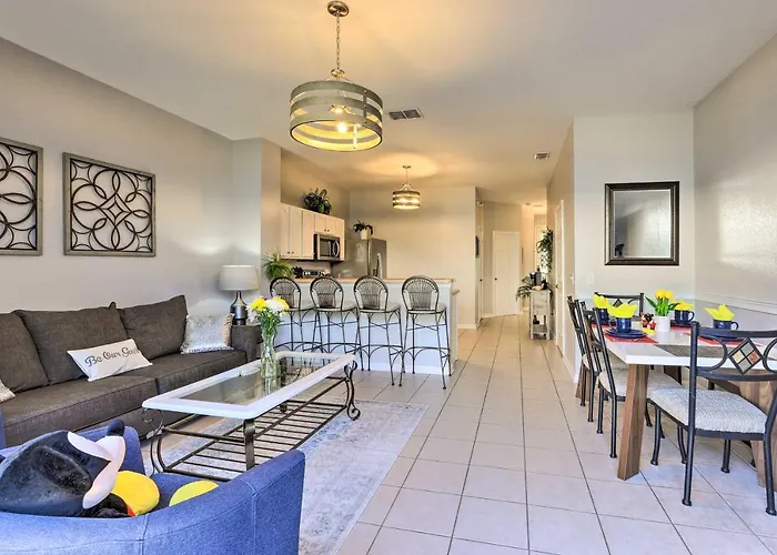 Kissimmee Resort Townhome With Private Cocktail Pool